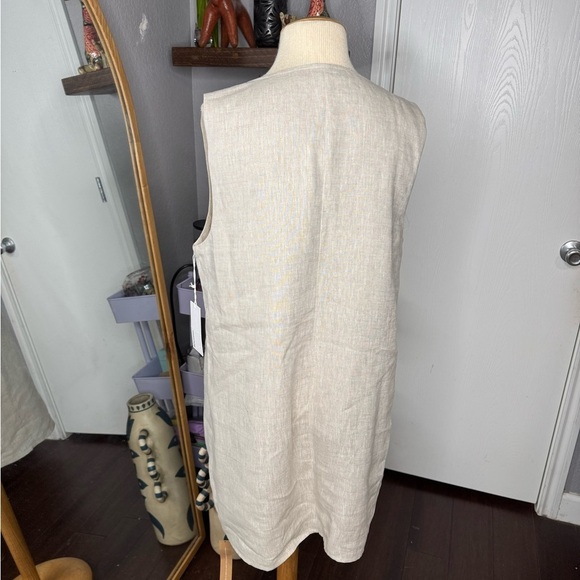 Reformation Sleeveless Button-Down Dress in Beige - Picture 3 of 6